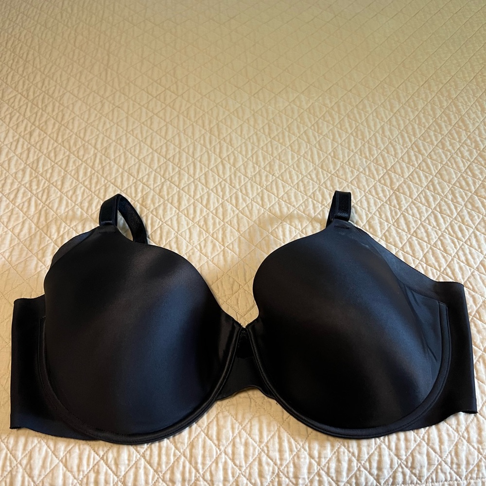 Olga black underwire Bra 42D